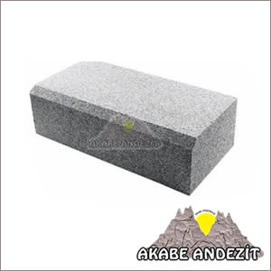 Granit Bordür
